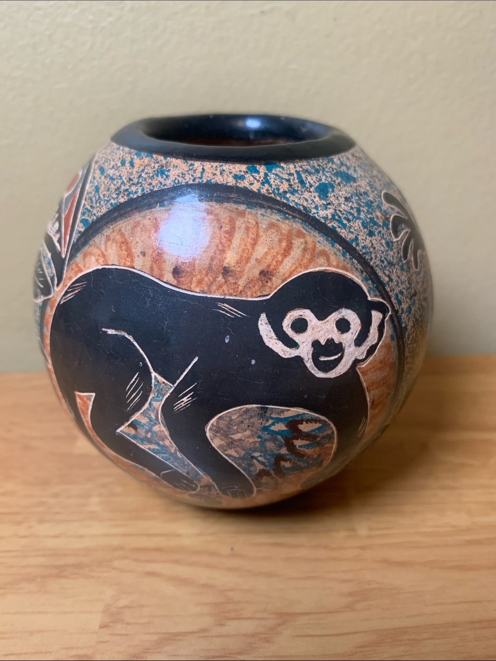 Signed Villafuerte Guaitil Chorotega Pottery Vase Folk Art
